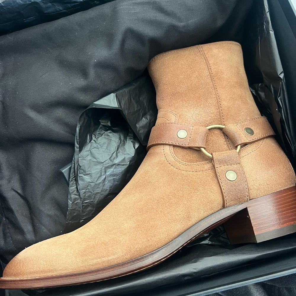 Saint Laurent Brown Suede Ankle Boots Wyatt